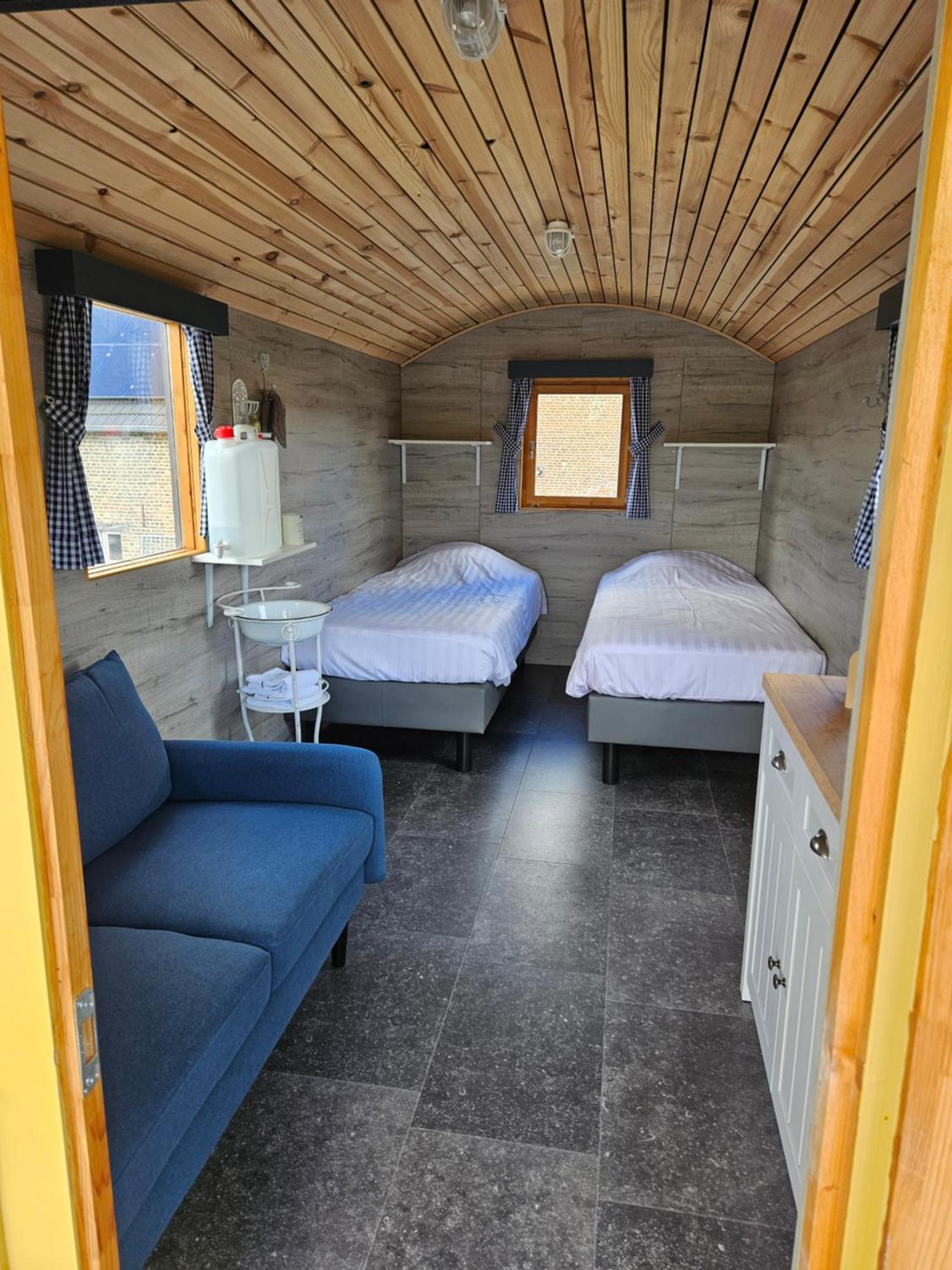 Hoeve De Brieser Bed & Breakfast 4*