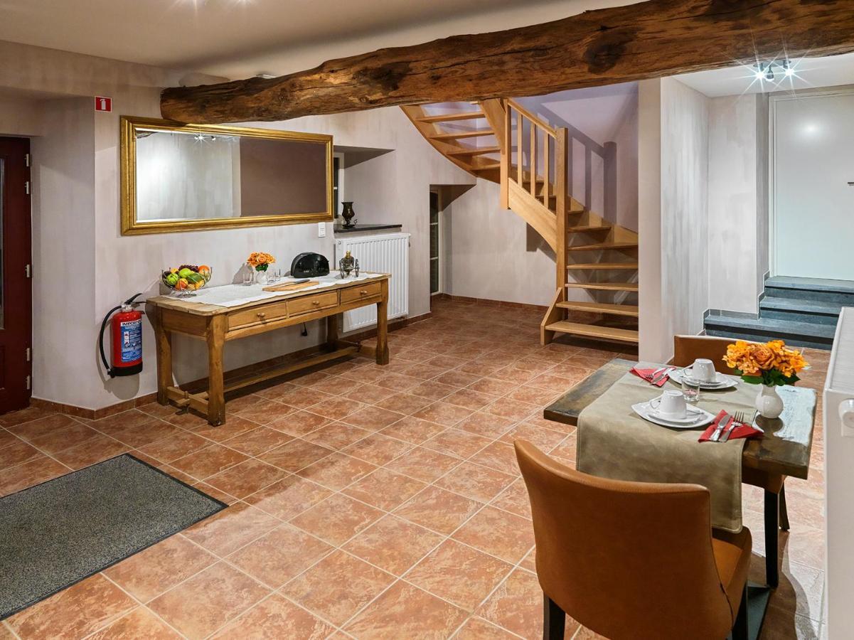 Hoeve De Brieser Bed & Breakfast 4*